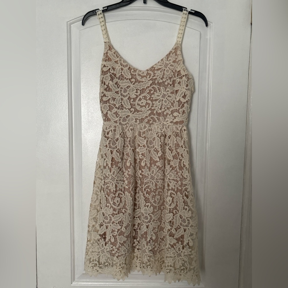 She + Sky Cream Lace Mini Dress